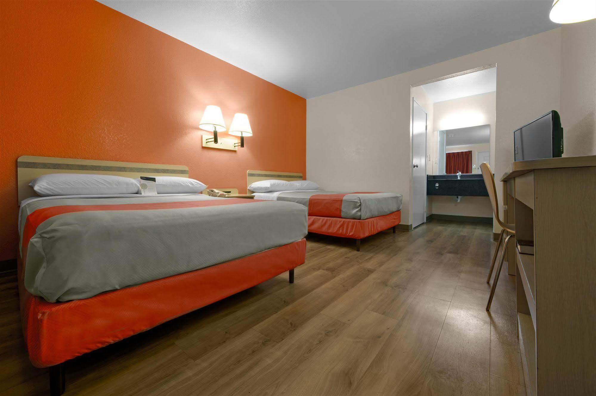 Motel 6-Bismarck, Nd Exterior photo